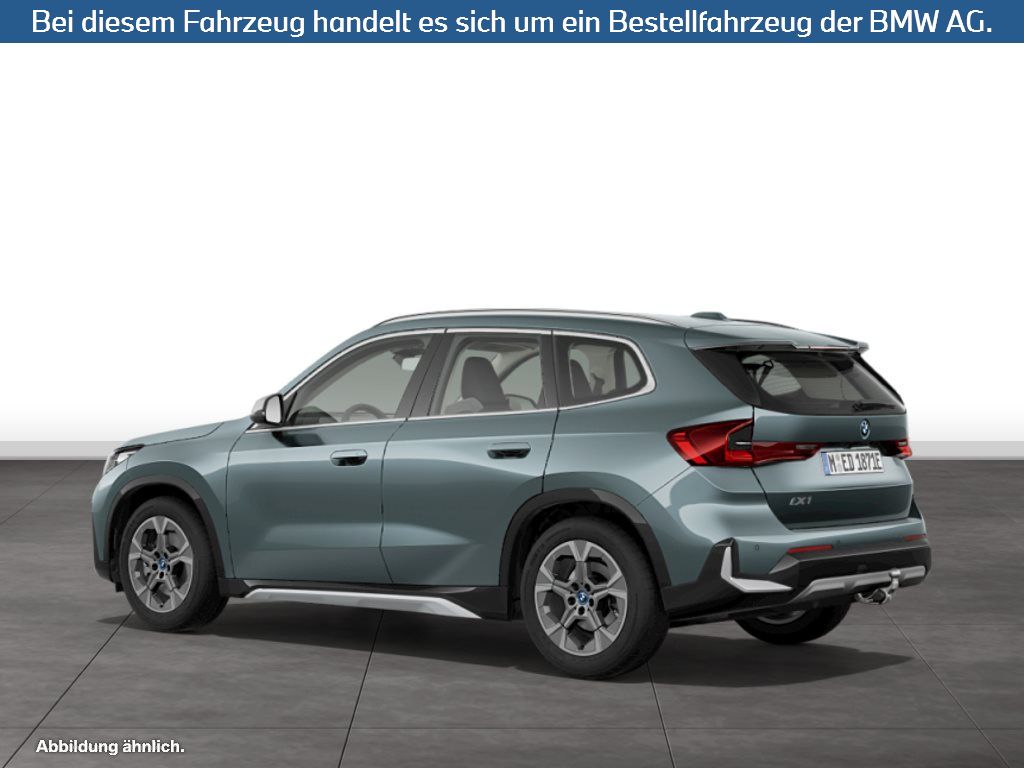 Fahrzeugabbildung BMW iX1 xDrive30
