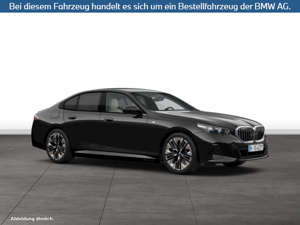 Fahrzeugabbildung BMW i5 eDrive40 Limousine