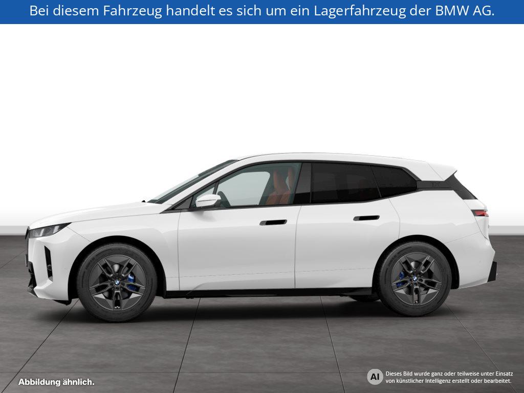 Fahrzeugabbildung BMW iX xDrive45