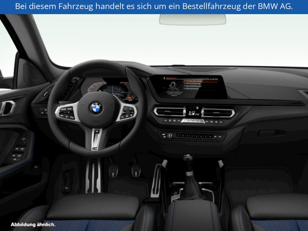 Fahrzeugabbildung BMW 218i Gran Coupé