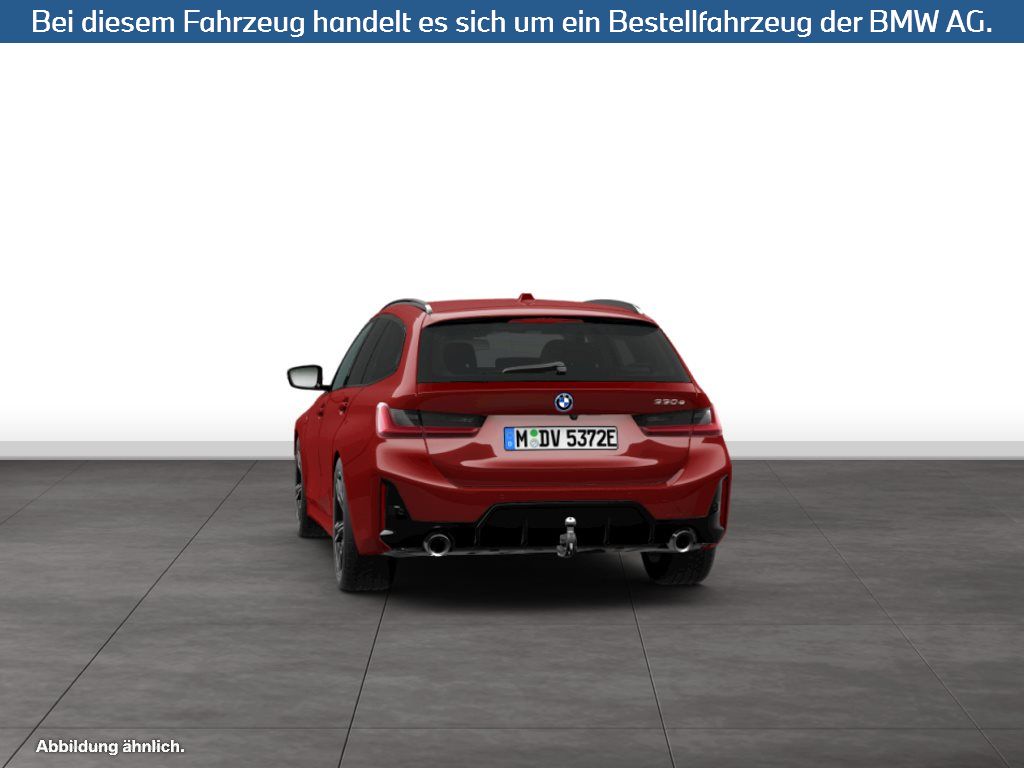 Fahrzeugabbildung BMW 330e Touring