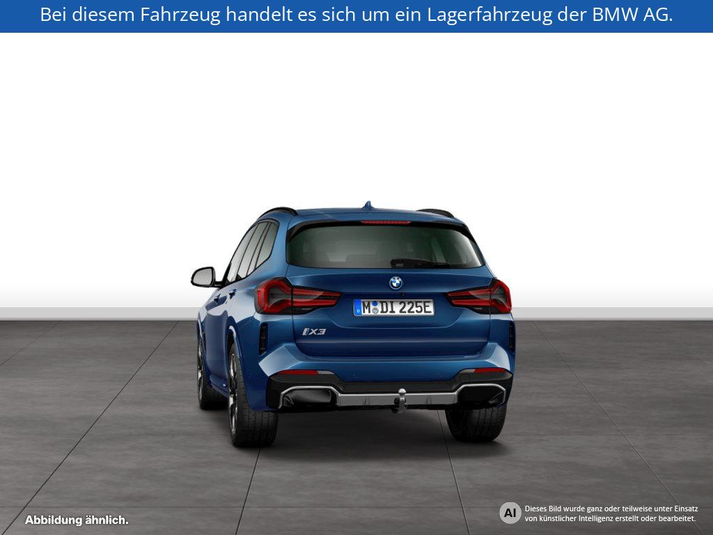 Fahrzeugabbildung BMW iX3 M Sport