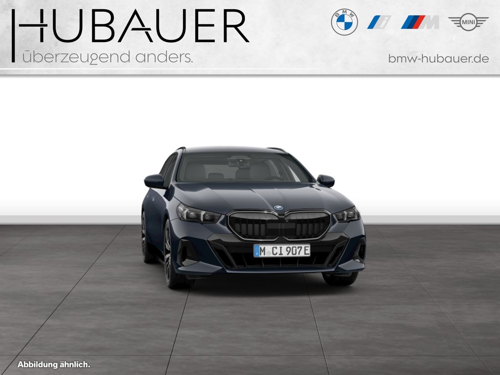 Fahrzeugabbildung BMW 530e xDrive Touring [M Pro, HUD, AHK, ACC, 20 LMR]