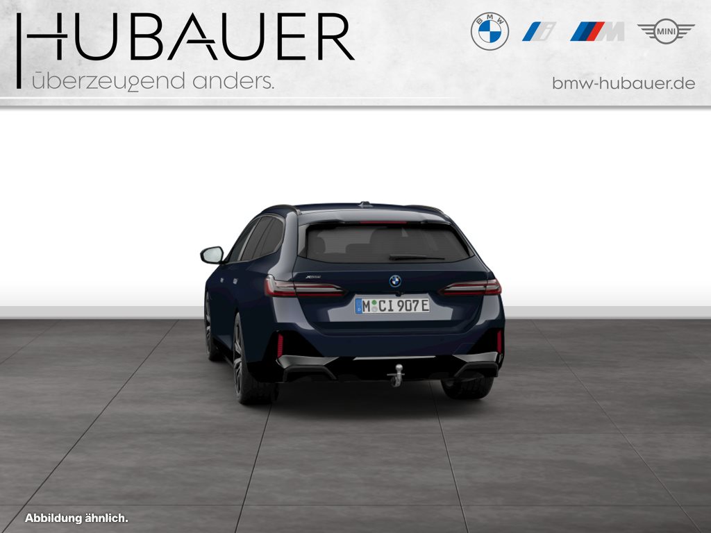 Fahrzeugabbildung BMW 530e xDrive Touring [M Pro, HUD, AHK, ACC, 20 LMR]