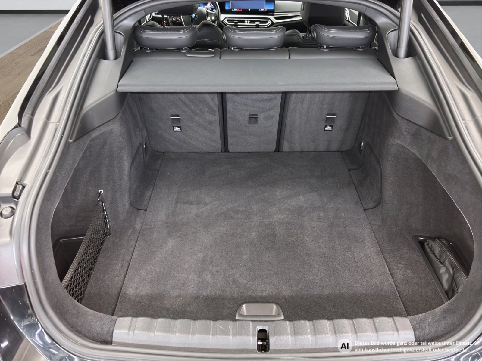 Fahrzeugabbildung BMW i4 eDrive35 Gran Coupé [LC+, ACC, RFK, SHZ, LRH]