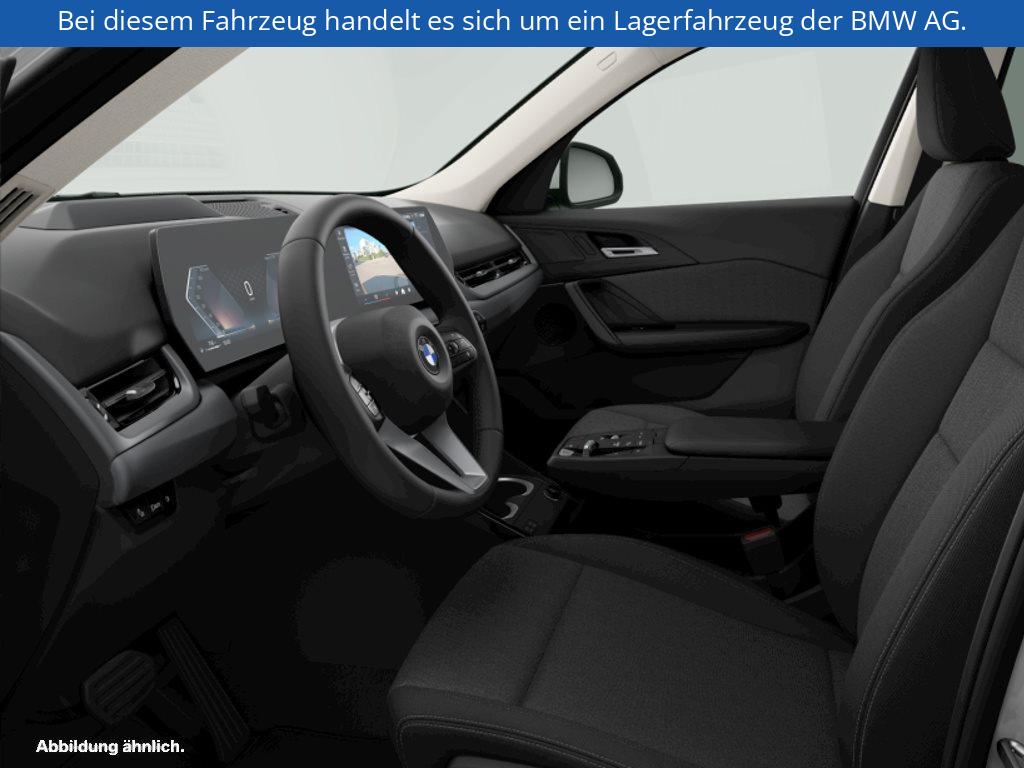 Fahrzeugabbildung BMW X1 sDrive20i