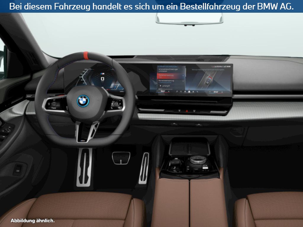 Fahrzeugabbildung BMW i5 M60 xDrive Touring