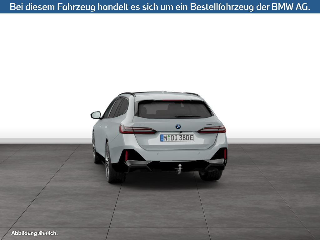 Fahrzeugabbildung BMW i5 eDrive40 Touring