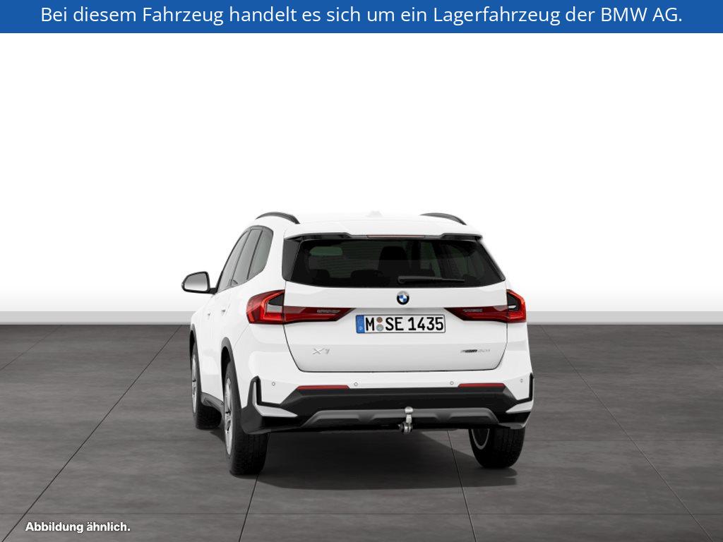 Fahrzeugabbildung BMW X1 sDrive20i