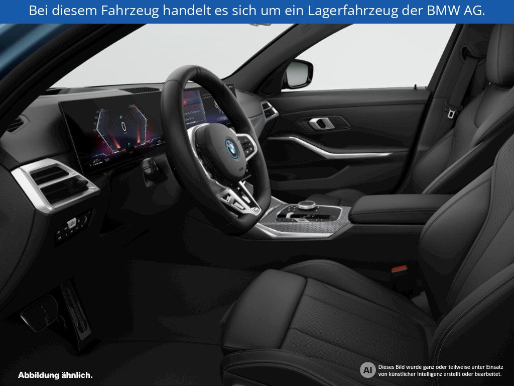 Fahrzeugabbildung BMW 330e Touring