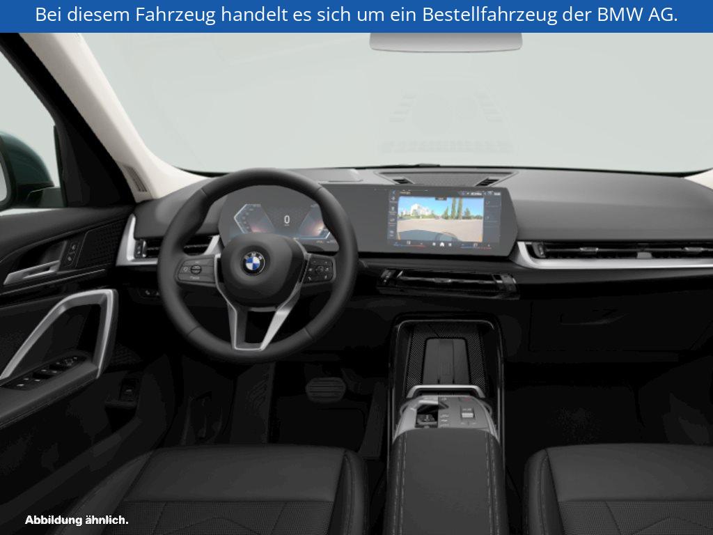 Fahrzeugabbildung BMW X1 sDrive20i