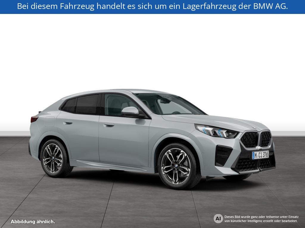 Fahrzeugabbildung BMW X2 sDrive20d