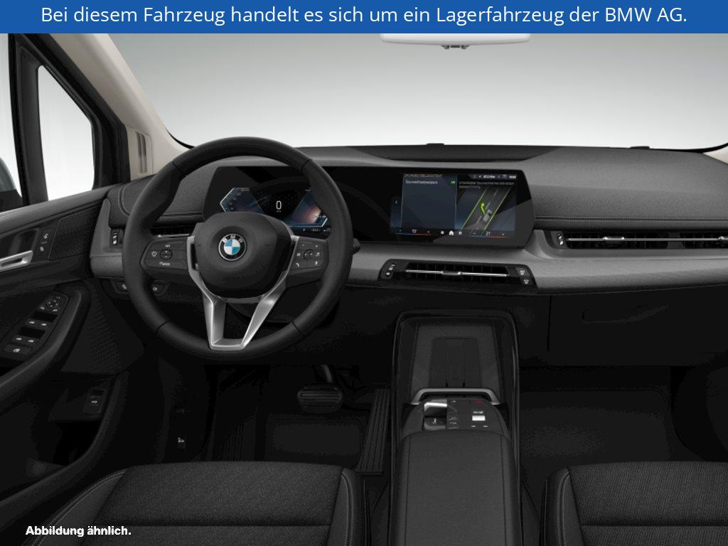 Fahrzeugabbildung BMW 220i Active Tourer