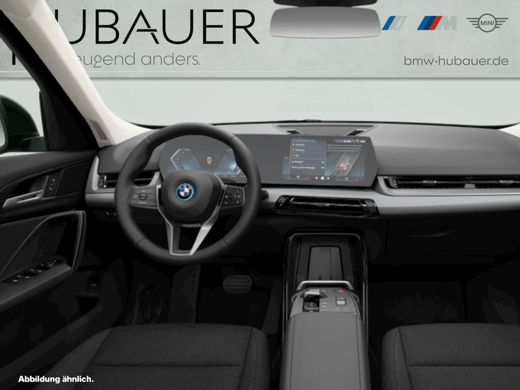 Fahrzeugabbildung BMW iX1 eDrive20 [LED, RFK, LRH, Komfortzugang]