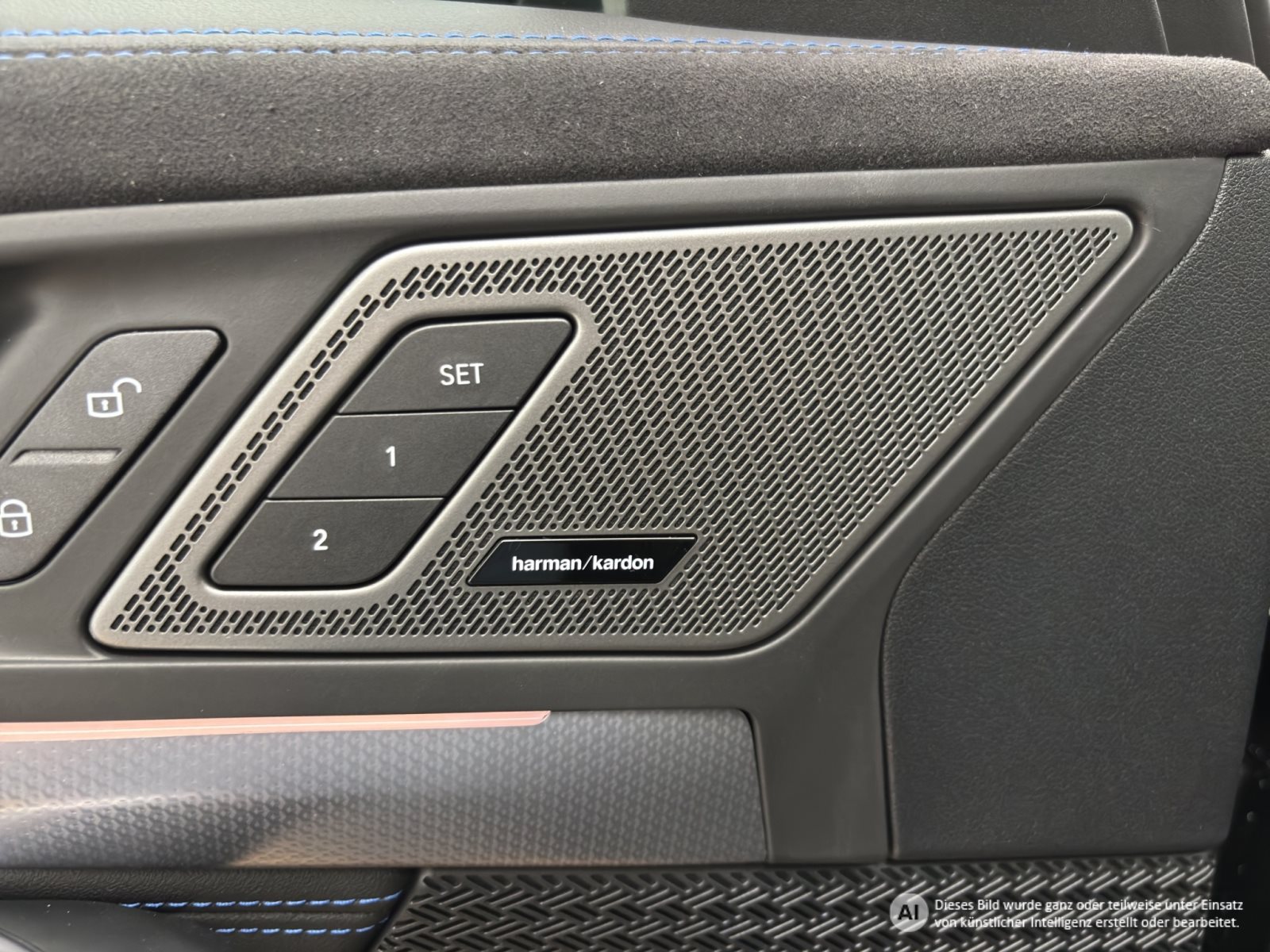 Fahrzeugabbildung BMW iX1 xDrive30 [M Sport, HUD, AHK, ACC, RFK, 19 LMR]