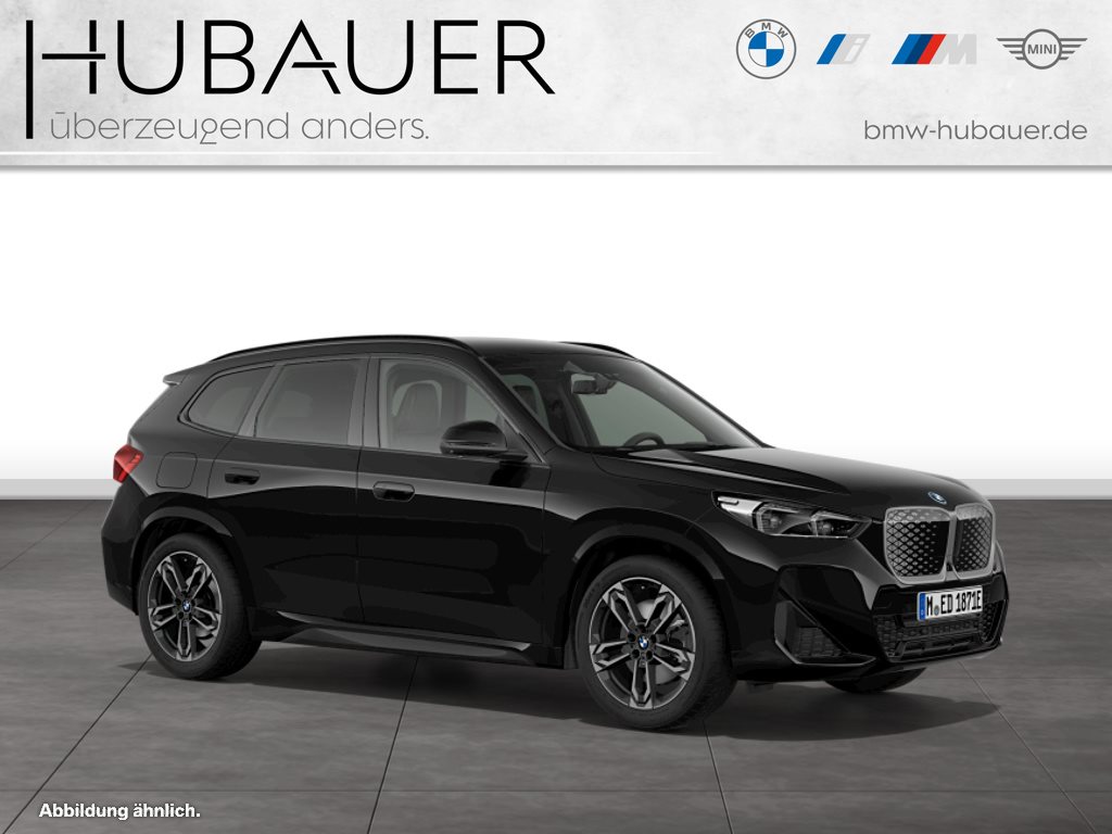Fahrzeugabbildung BMW iX1 xDrive30 [M Sport, HUD, AHK, ACC, RFK, 19 LMR]