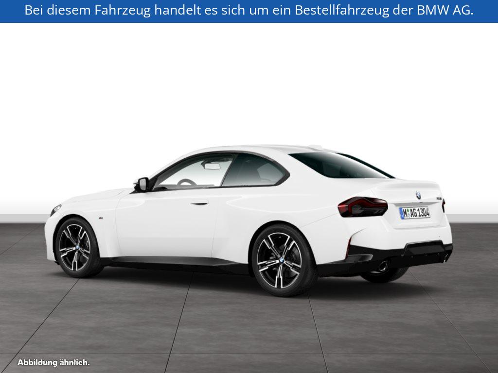 Fahrzeugabbildung BMW 218i Coupé