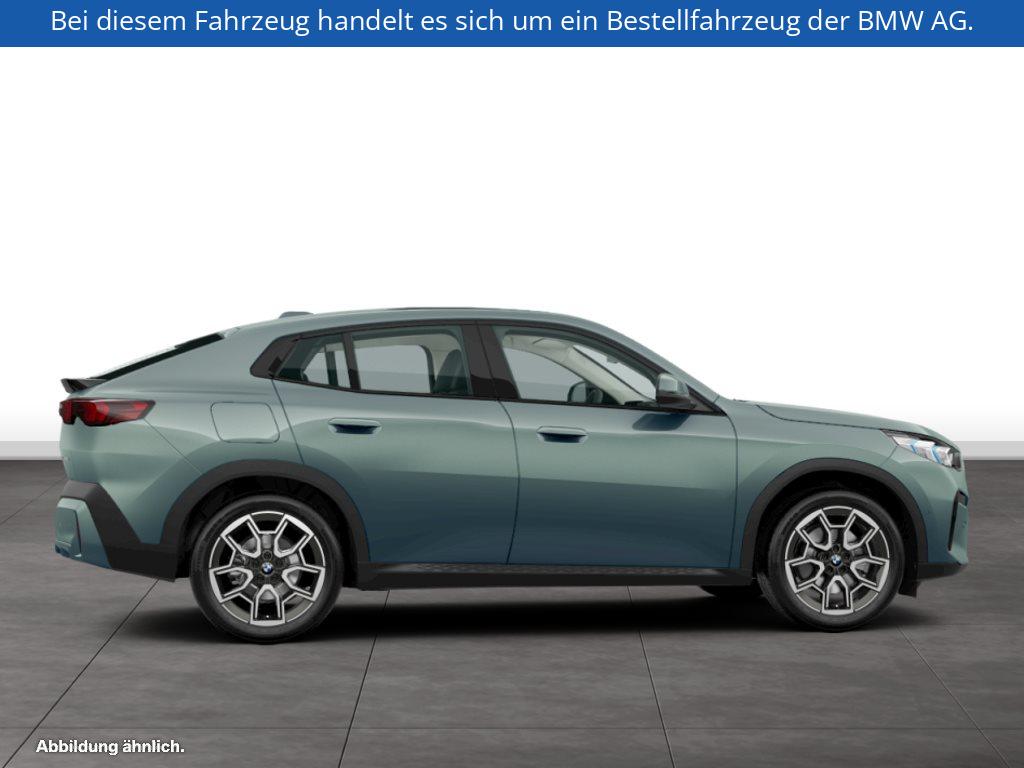 Fahrzeugabbildung BMW X2 sDrive20i