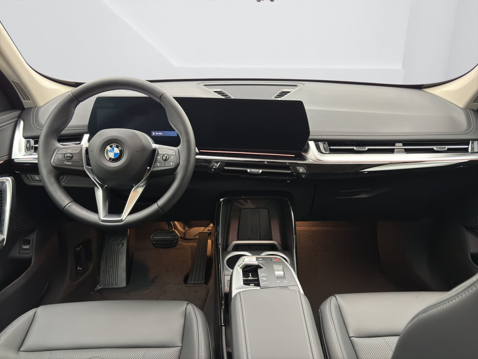 Fahrzeugabbildung BMW X1 sDrive20i [xLine, AHK, ACC, RFK, 18 LMR, LED, SHZ]