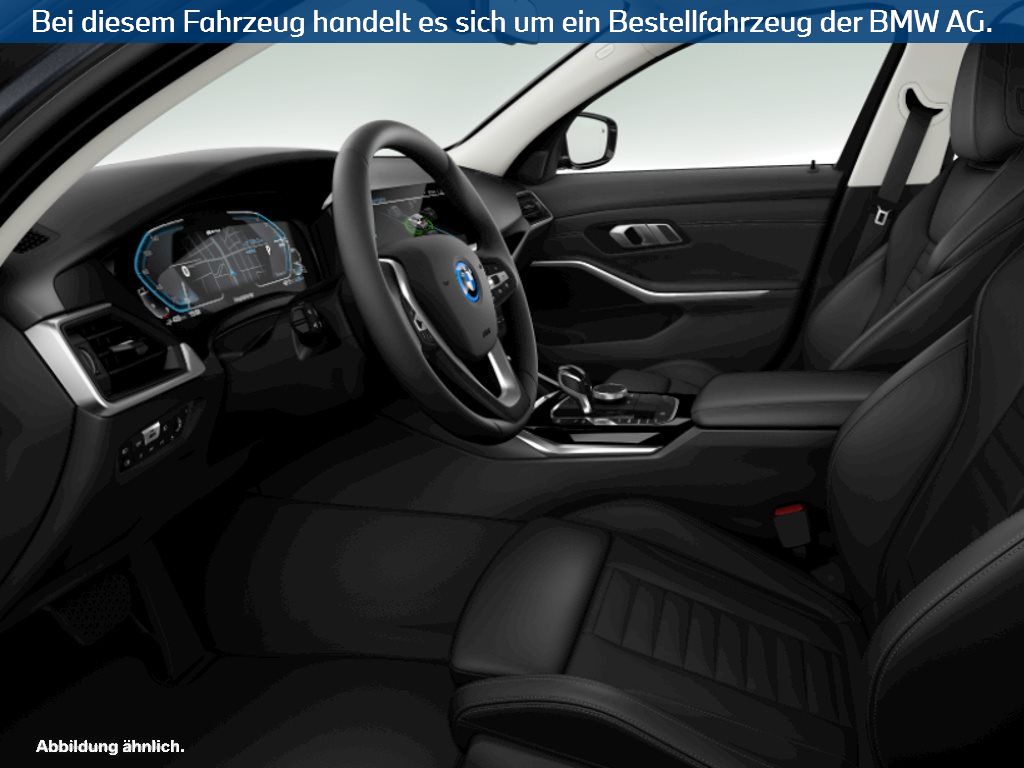 Fahrzeugabbildung BMW 330e Touring