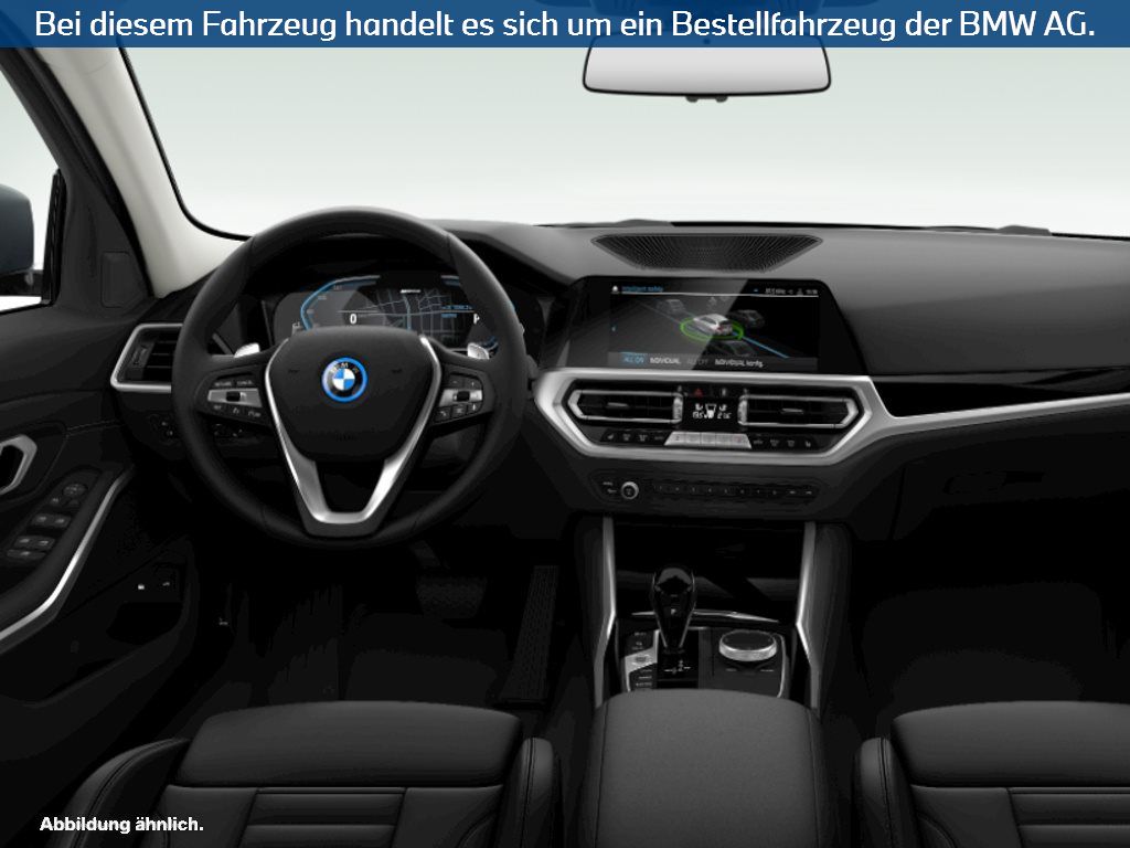 Fahrzeugabbildung BMW 330e Touring