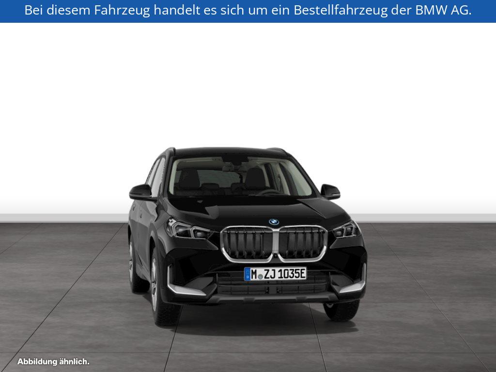 Fahrzeugabbildung BMW X1 xDrive25e