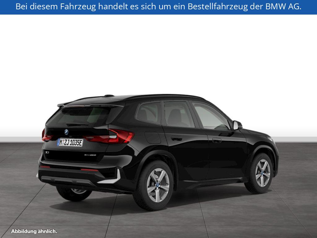 Fahrzeugabbildung BMW X1 xDrive25e