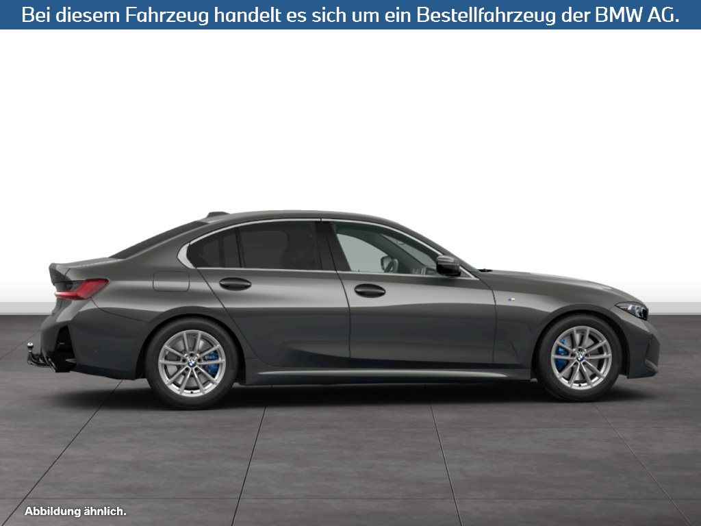 Fahrzeugabbildung BMW 330i Limousine