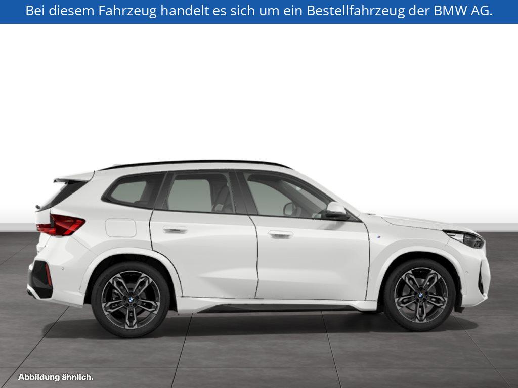 Fahrzeugabbildung BMW X1 sDrive20i