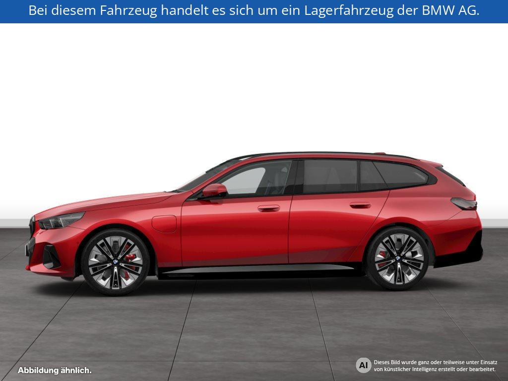 Fahrzeugabbildung BMW 550e xDrive Touring