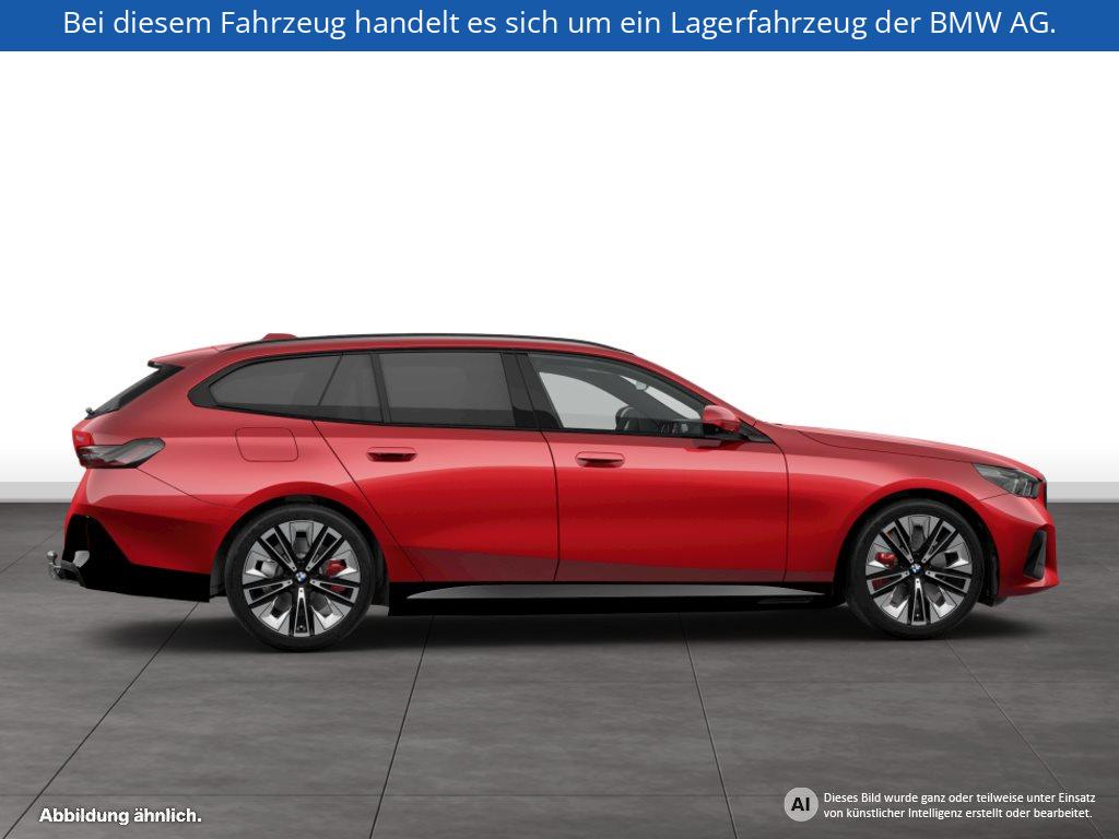 Fahrzeugabbildung BMW 550e xDrive Touring
