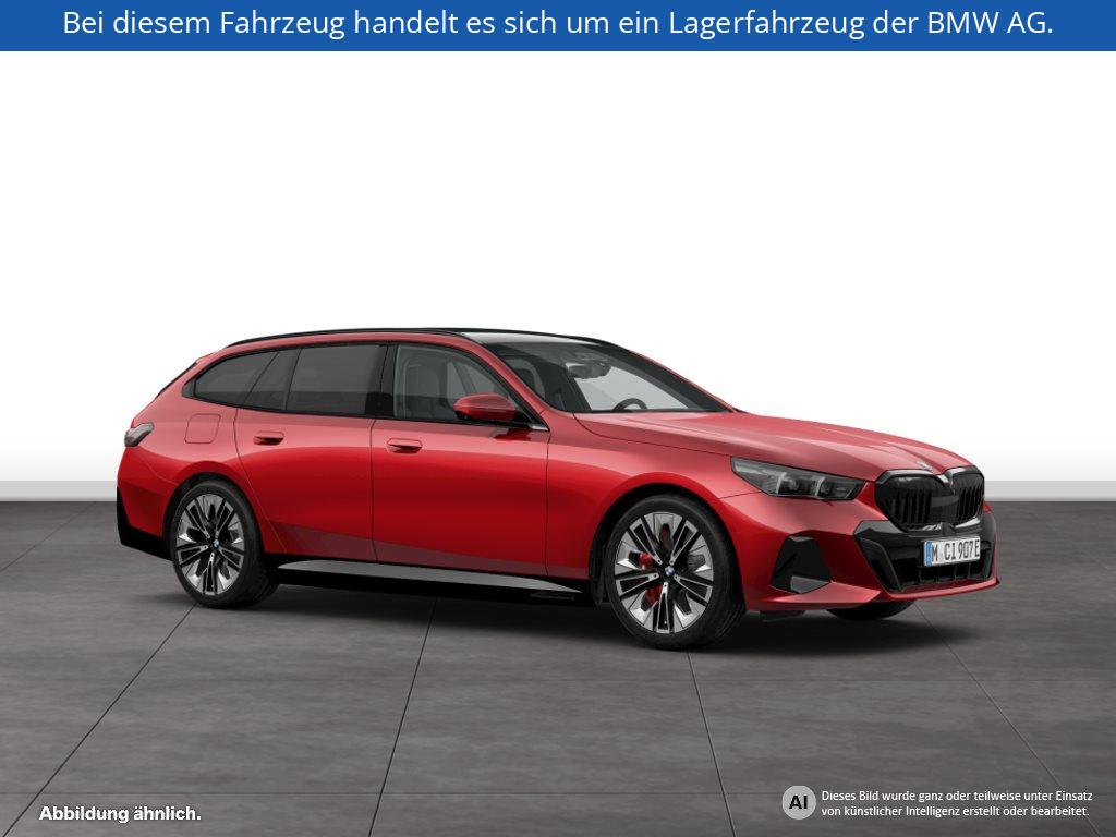Fahrzeugabbildung BMW 550e xDrive Touring