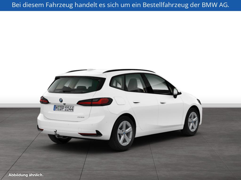 Fahrzeugabbildung BMW 220i Active Tourer