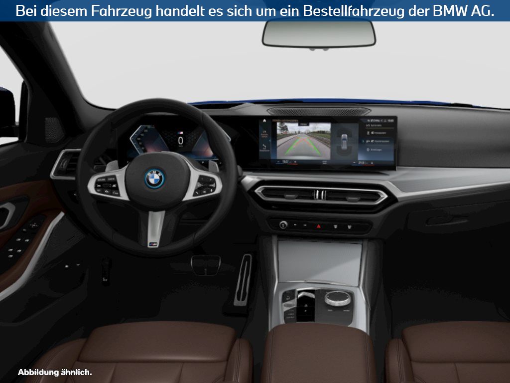 Fahrzeugabbildung BMW 330e Touring