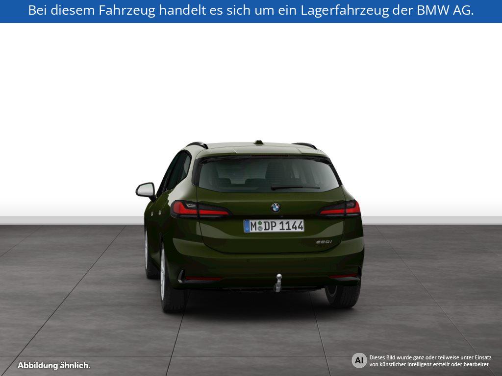 Fahrzeugabbildung BMW 220i Active Tourer