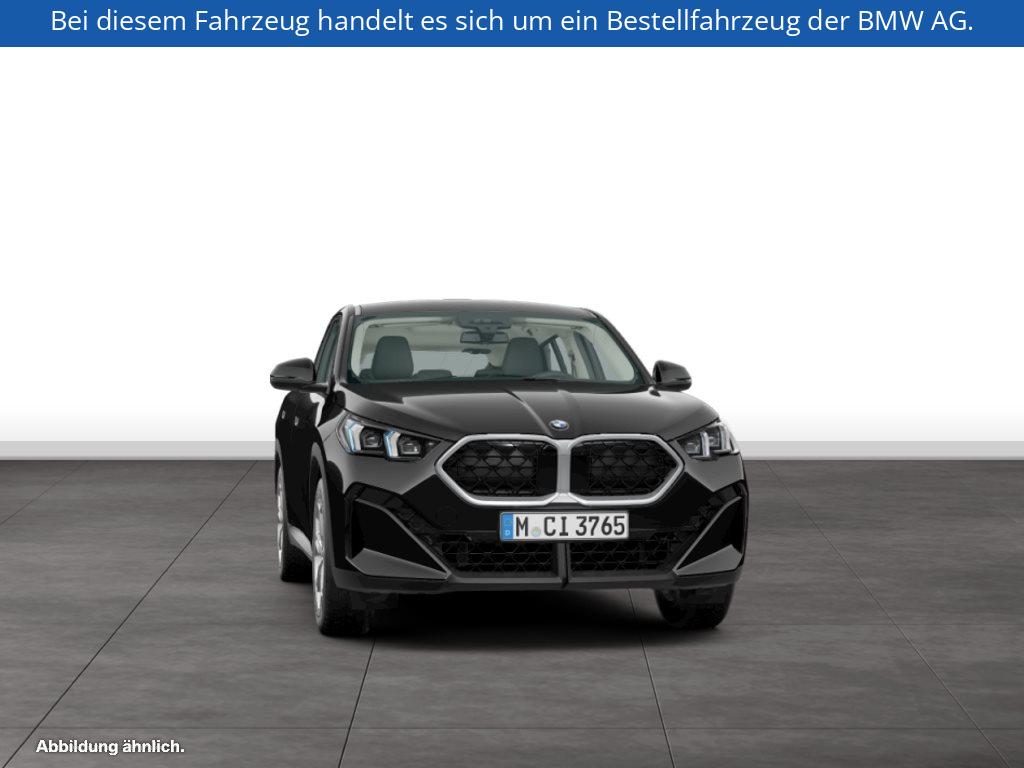 Fahrzeugabbildung BMW X2 sDrive20d