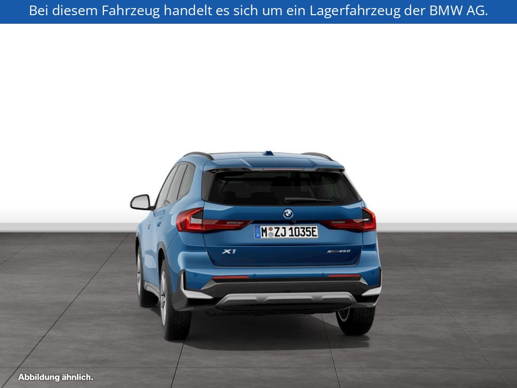 Fahrzeugabbildung BMW X1 xDrive25e