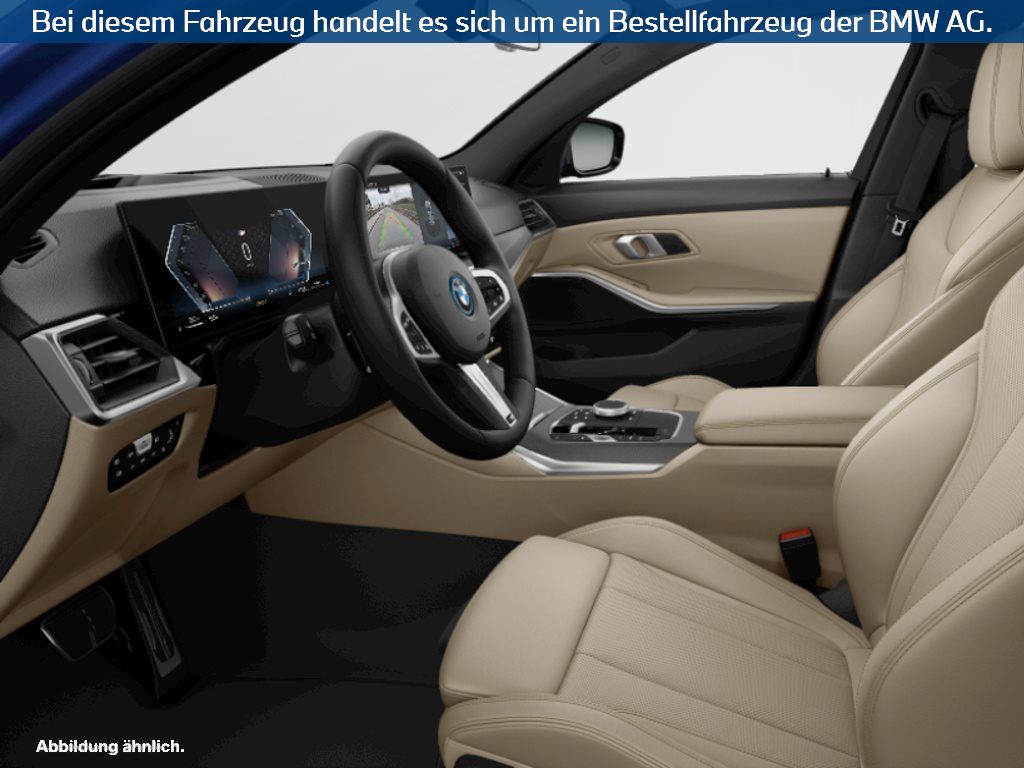 Fahrzeugabbildung BMW 330e xDrive Touring