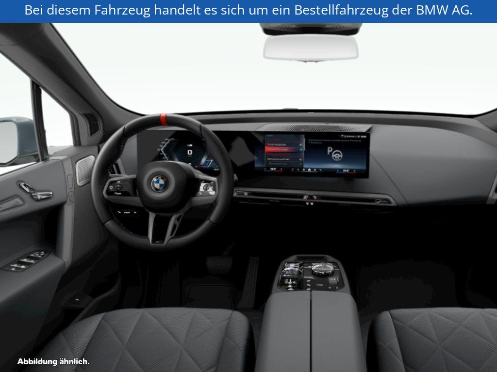 Fahrzeugabbildung BMW iX M60