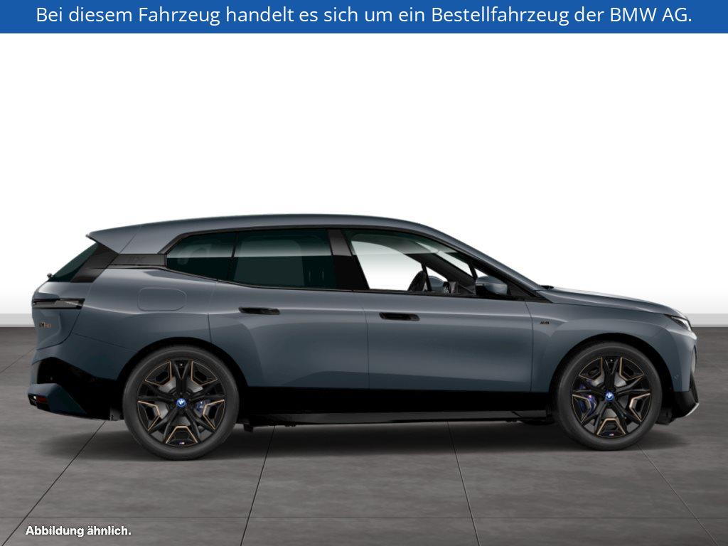 Fahrzeugabbildung BMW iX M60