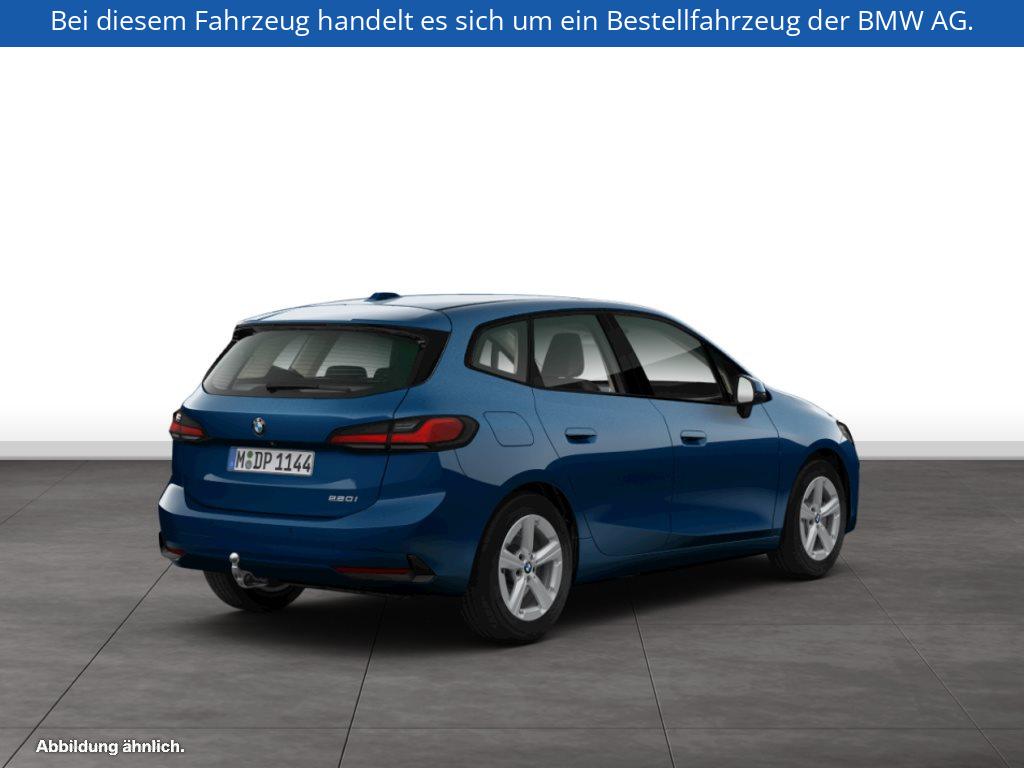 Fahrzeugabbildung BMW 220i Active Tourer
