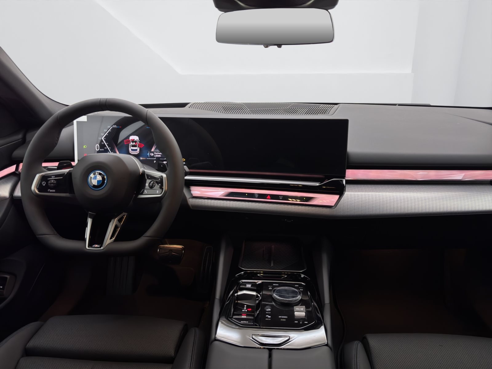 Fahrzeugabbildung BMW 530e Touring [M Sport, HUD, AHK, ACC, 19 LMR]