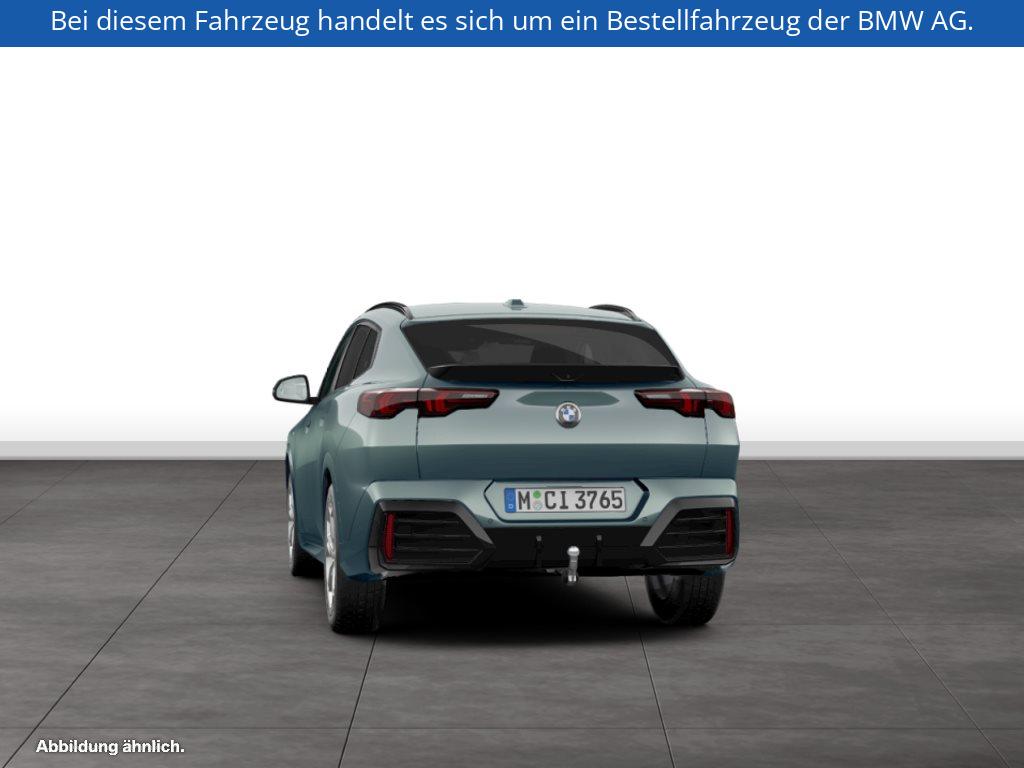 Fahrzeugabbildung BMW X2 sDrive20d