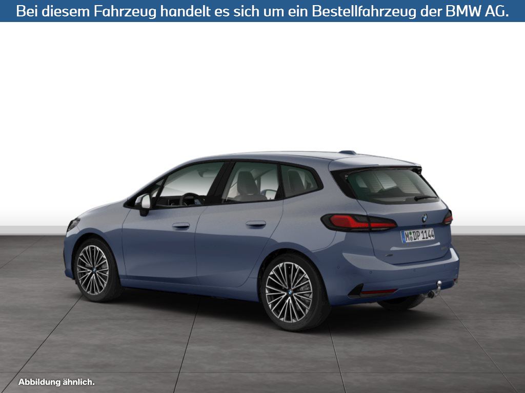 Fahrzeugabbildung BMW 223i xDrive Active Tourer