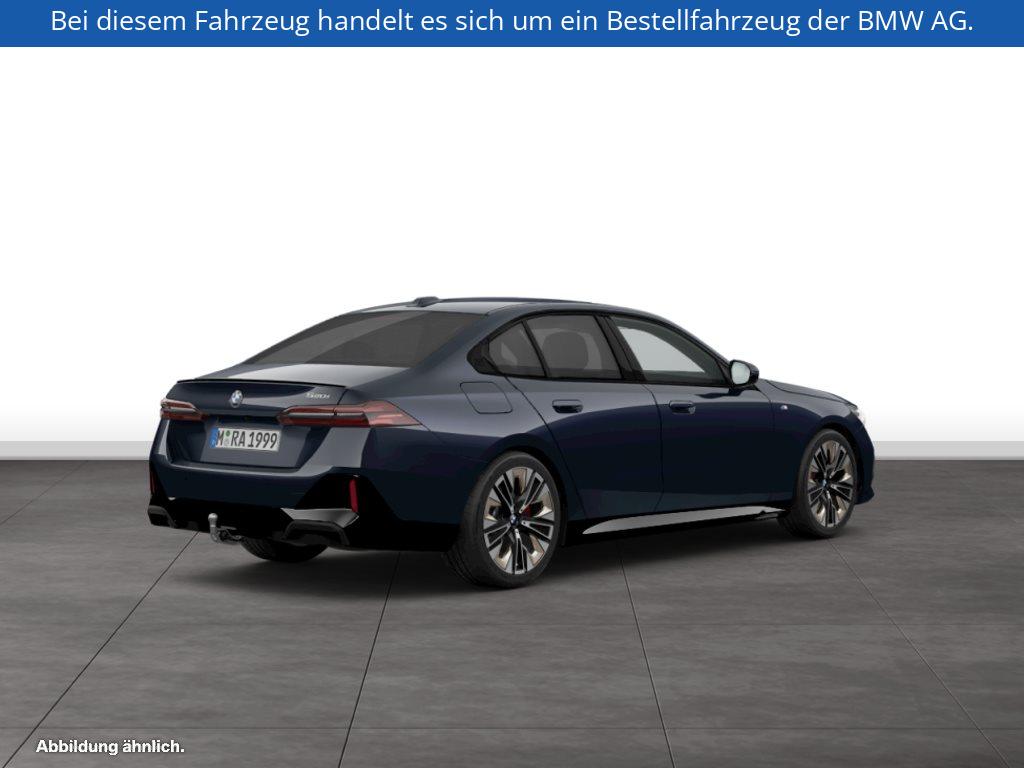 Fahrzeugabbildung BMW 520i Limousine