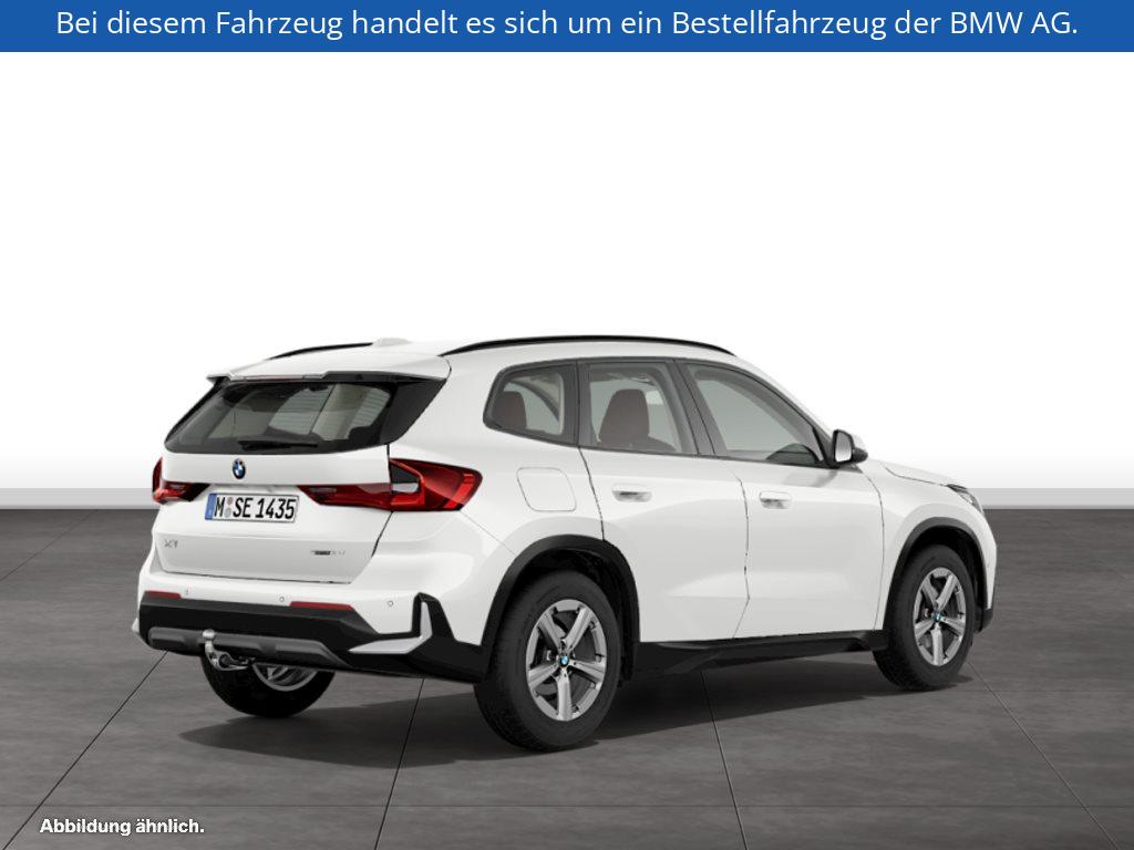 Fahrzeugabbildung BMW X1 sDrive18i SAV