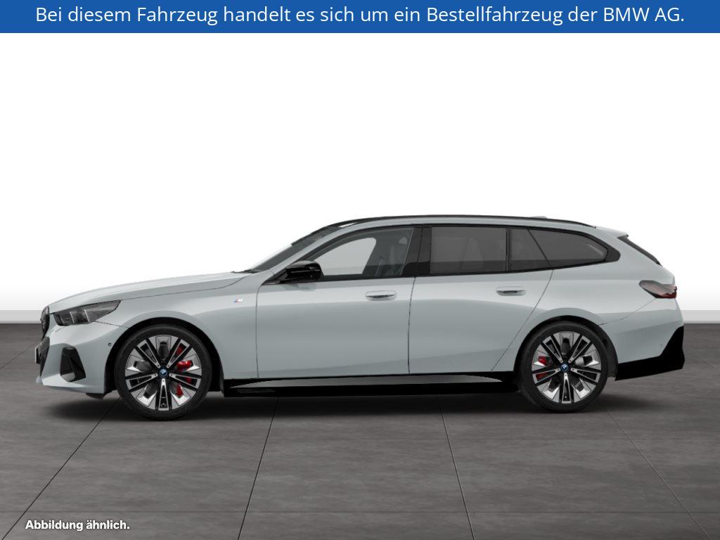Fahrzeugabbildung BMW i5 M60 xDrive Touring