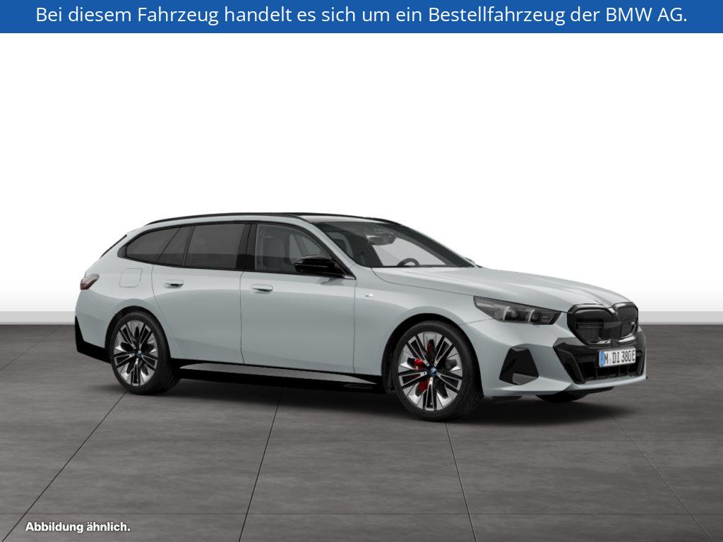 Fahrzeugabbildung BMW i5 M60 xDrive Touring