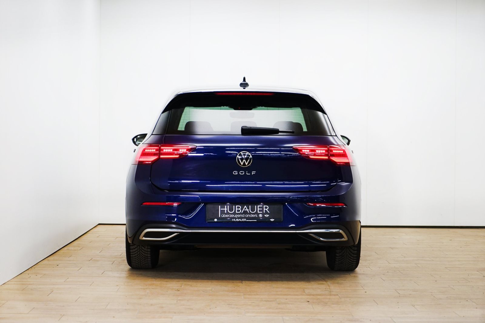 Fahrzeugabbildung Volkswagen Golf 8 2.0 TDI [Active, Navi, AHK, RFK, Pano]