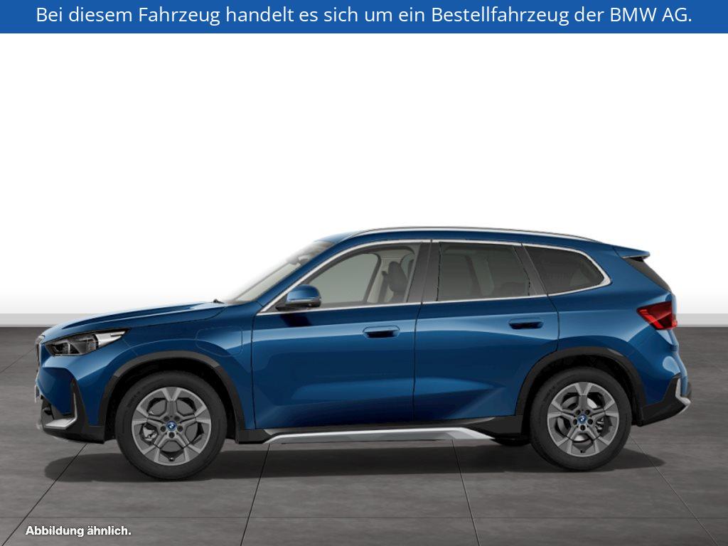 Fahrzeugabbildung BMW X1 xDrive25e